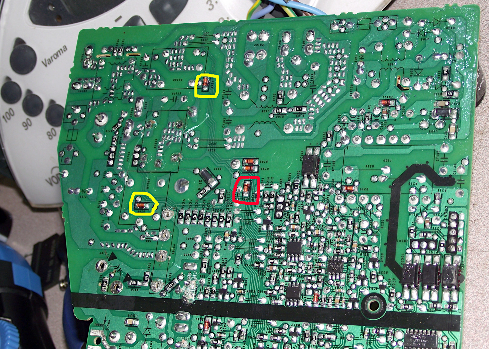 DSCF6360_diodes_protection-relais2